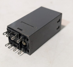 IDEC GT5Y-2SN compact plug-in analog timer on-delay relay, 100-120VAC