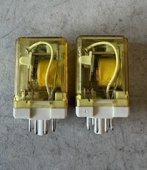 Lot Of 2! Idec RR2P-UL General Purpose Relays (Minor Shelf Wear)