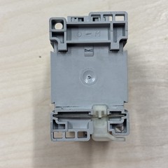 Allen-Bradley 700-CF220E* Industrial Control Relay 24VDC Coil