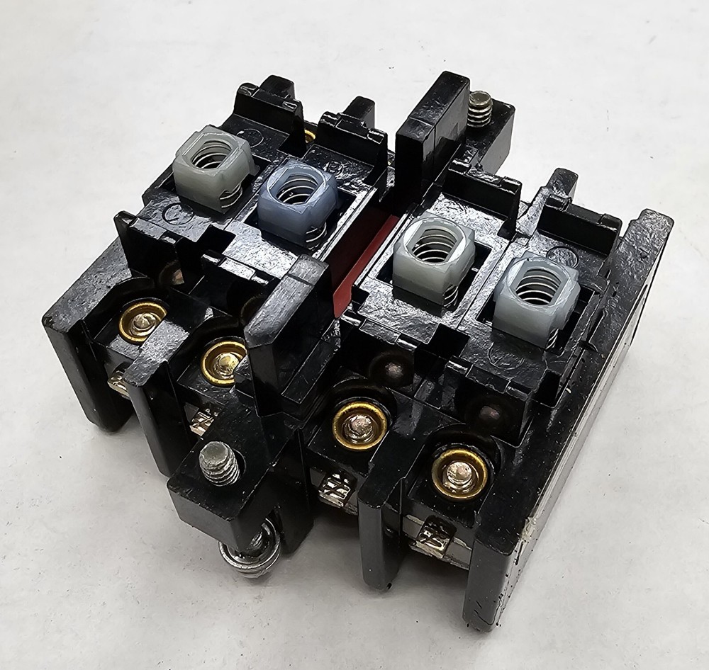 Allen-Bradley 700-NA40 Series B, Relay Front Deck Assembly, 4-pole