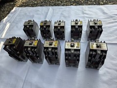 10 RELAYS LOT. CUTLER HAMMER D26MB SER. A2 110/120V 10A NSNP. CLEARANCE LOT.