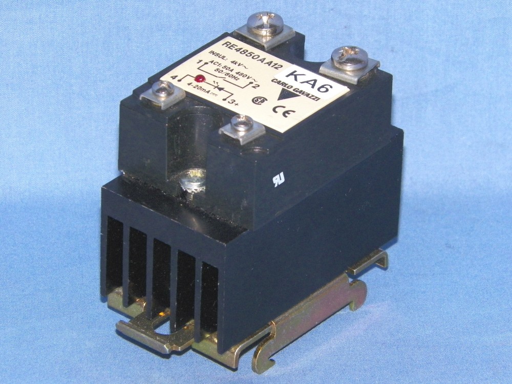 Carlo Gavazzi RE4850AA12 Solid State Relay ~4kV 50A 480V