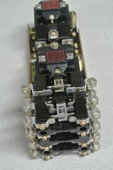 ALLEN-BRADLEY 700-BXL840A1 – AC RELAY TYPE BXL – 110/120V, 8-POLE – NEW SURPLUS
