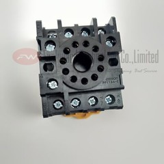 New Omron PF113A-E Relay Socket for MK3SP Relay 11 Pins x 1PC