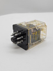Square D 8501 KP12V14 General Purpose Relay 10A DPDT 240V 8Pin 24V Coil Series D