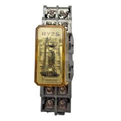IDEC RY2S-U RELAY W/ BASE SY2S-05 VDC/AC 8 PIN 20V 3A 120/240VAC 100/30VDC