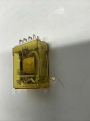 IDEC RH1B-U RELAY 120VAC (Not Original Box). X-995