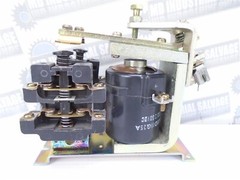 GE General Electric – A100BB2H – RELAY – 600V MAX – 10A – 2NO 2 NC (NEW RELAY)