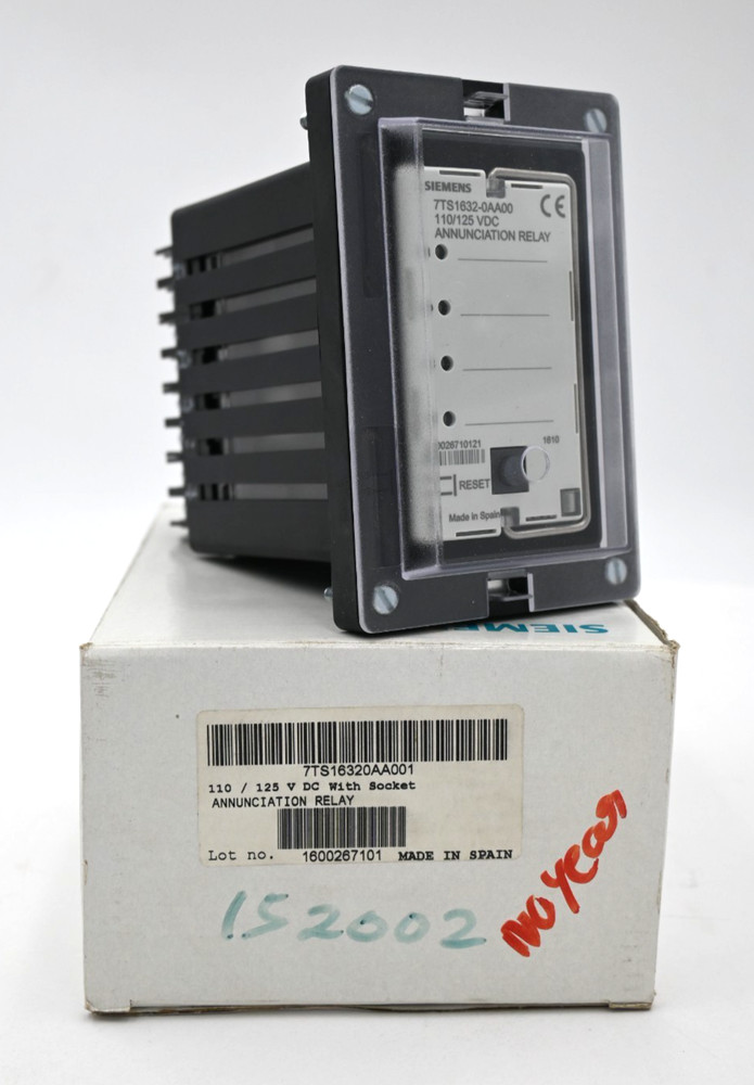 SIEMENS 7TS1632-0AA001 ANNUNCIATION RELAY 110/125V DC WITH SOCKET