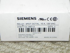 Siemens Relay 3PDT OCTAL 10A 120VAC 3TX7112-1NF13, (three-pole, double-throw)