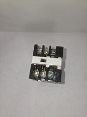 NEW GENUINE GENERAL ELECTRIC CR120A02002AA INDUSTRIAL RELAY