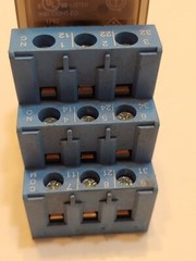 Finder Type 92.03 Relay Base 10A 300V w/ 62.33.9.024.0000 Relay 16A 250V