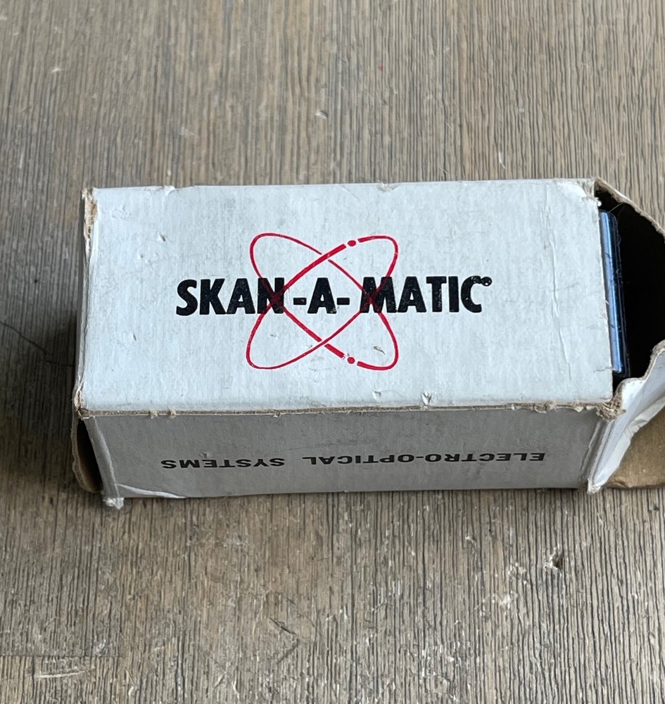 SKAN-A-MATIC T31101 AMPLIFIER RELAY 5VDC 8 PIN NEW