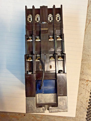 Cutler Hammer Type M Relay D26MR Type 24 VDC Coil