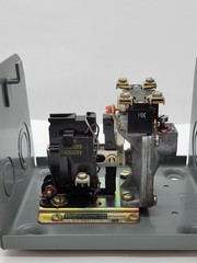 Square D 9050 AG-1E Pneumatic Timing Relay 0.2Sec/1Min 440/480V Coil Series D