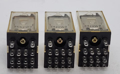 3x OMRON MY4N 240VAC 28VDC 5A POWER RELAY & OMRON PYF14A-E SOCKET [2RE4-1]