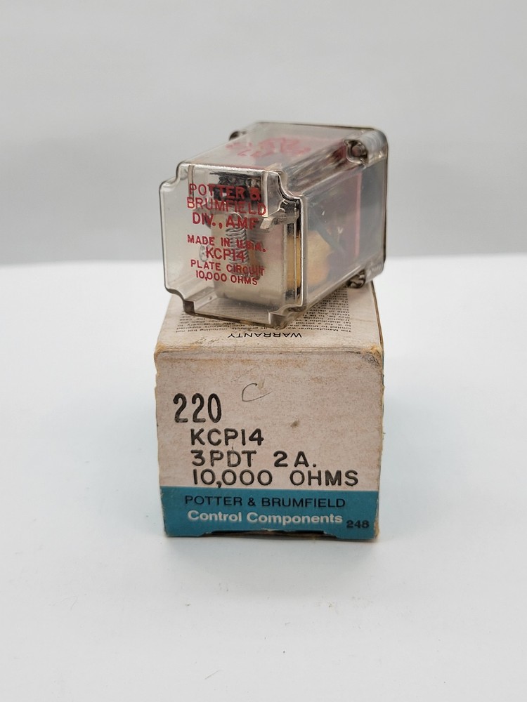 Potter & Brumfield KCP14 Plug-In Relay 2A 3PDT 120V 10,00OHMS 11Pin