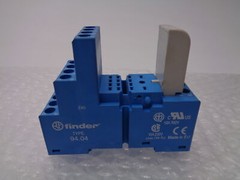 FINDER 94.04 RELAY BASE W/ 99.02.0.024.09 MODULE NSNP