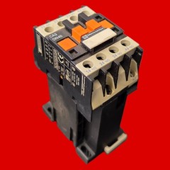 Telemecanique Control Relay, 600 V AC, 10A, CA3-DN40