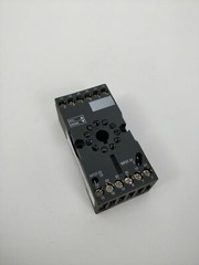 Schneider RUZC3M Socket Zelio Relay Mixed Contact 12A 250V Pack of 8