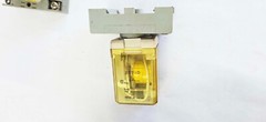 Lot of 3 Idec RR2P-UL 24VDC DC24V Ice Cube Relay 2 Pole W/ SR2P-06 Socket Base