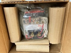 ARROW HART AH30 051 U 40 SIZE 0 20A 240V MAGNET CONTACTOR 5 Pole
