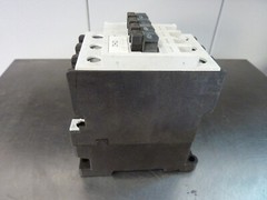 Siemens 3TF3300-0A Contactor 30A 600VAC Coil 110/120VAC (30168)
