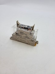 Omron G7SA-2A2B Plug-In Relay 6A 250VAC Coil 24VDC with P7SA-10F-ND Socket Base