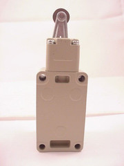AZBIL 1LS-J500 Limit Switch New Ships on Same Day of the Purchase