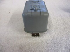 NEW Square D Float Switch 9036DG2S6 Ser B