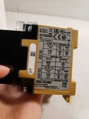 Allen-Bradley Type P Control Relay, 700-P400A1
