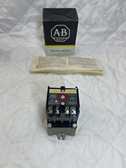 Allen Bradley Motor Control Relay Contactor 700-P400A1 Ser. A Bulletin 700 Contc