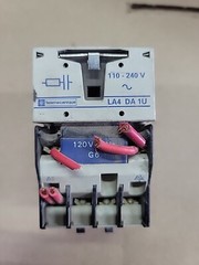 Telemecanique CA2DN22 Control Relay