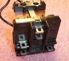 QTY (10) W388X-2 MAGNECRAFT 12V 120 Ohm SPDT 10A PLUG-IN RELAY OPEN FRAME NOS