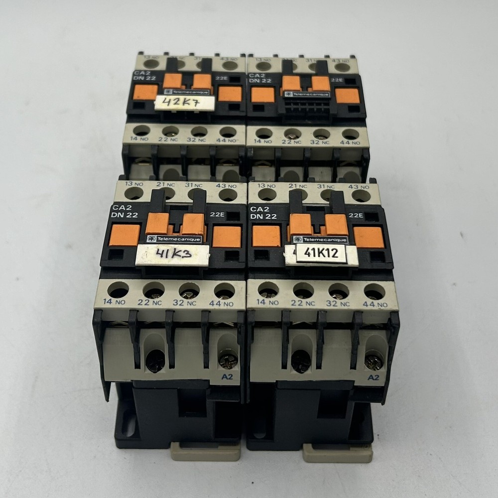 Telemecanique CA2 DN22 Control Relay 22E 750V 10A – Lot of 4