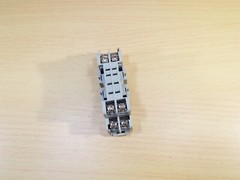 IDEC RELAY SOCKET SY2S-05 GENERAL PURPOSE CUBE 8PIN DIN SCREW MOUNT 7A 300V