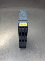 SIEMENS 3RN2012-1BW30 SIRIUS Thermistor Motor Protection Relay. 4C-51