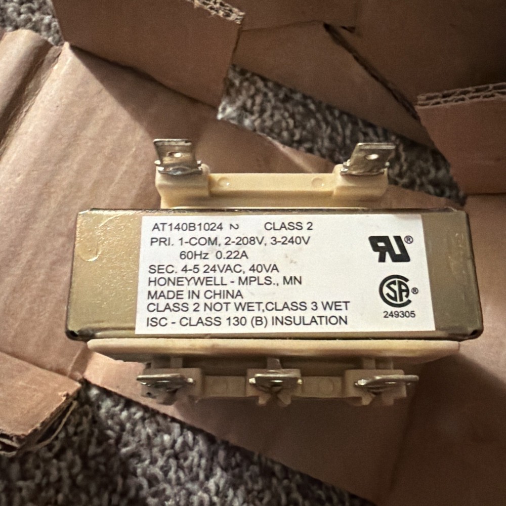 Honeywell AT140B1024; Transformer 1-COM 2-208V, 3-240V, 60Hz, 0.22A
