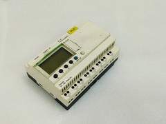 SCHNEIDER ELECTRIC ZELIO SR2 A201BD SMART RELAY WITH DISPLAY 240VAC