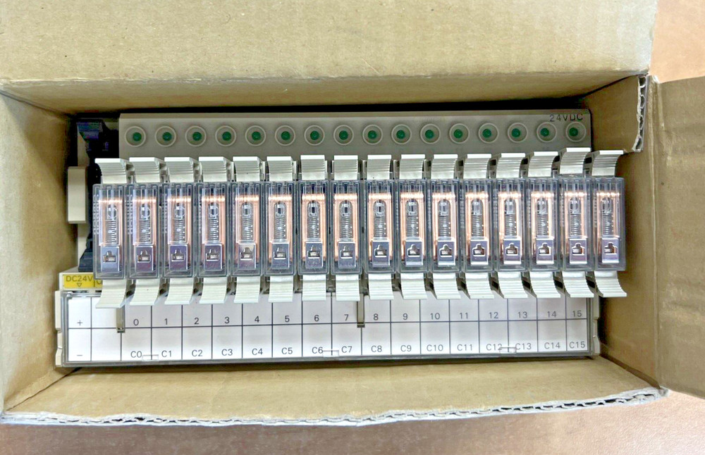 Omron G7TC-OC16-24VDC Relay Terminal Block *NEW IN BOX *