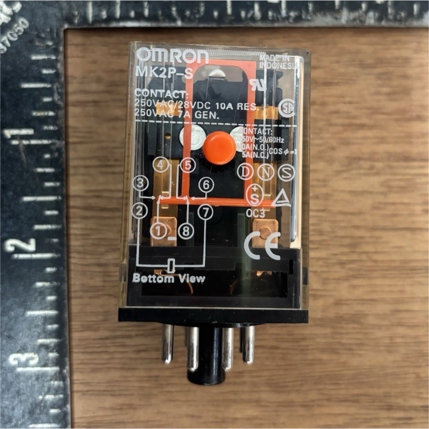 Omron MK2P-S Plug-In Power Relay 24VDC Coil DPDT 10A 8-Pin Indicator Light