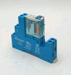 NOS Finder 2x8A 250V Relay Socket 97.02 w/ Gen Purpose Relay 46.52.9.024.0074