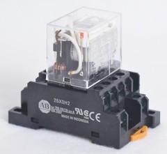 AB Allen-Bradley 700-HF34Z24-4 Relay Series B w/ 700-HN139 Series A Base