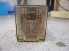 Uni-Guard Relay A410-361588-00 24VDC Coil Used