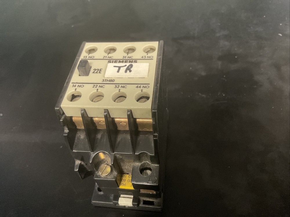 Siemens Contactor 110-127V | 3 TH 80 22 – 0A |