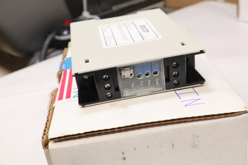 Absolute Process Instruments API 4380 DIN Wide Ranging DC/DC Isolator