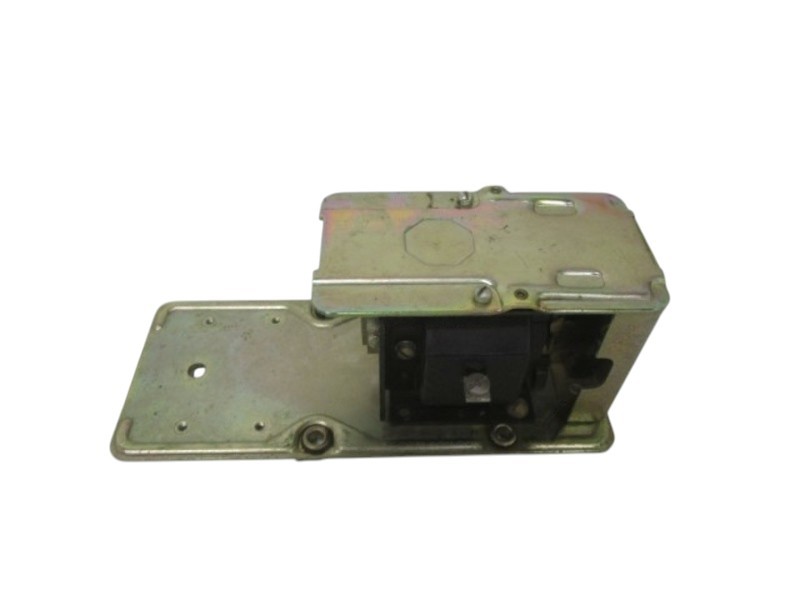 INDUSTRIAL SPARE PART 849-ZOA32 SER. B PNEUMATIC TIMER RELAY (AS PICTURED) UNMP