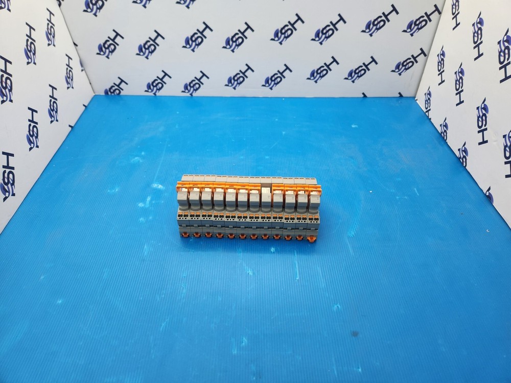 PHOENIX CONTACT , RIF-1-BPT/2X21 – Relay base 2900931 Lot of 12