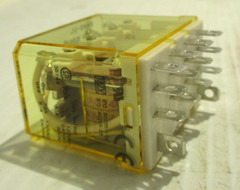 NEW IDEC RH4B-UL RELAY AC240V COIL 240VAC