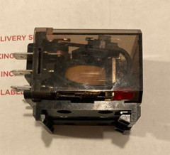 SCHRACK RM509 LC4 24VDC 6 BLADE RELAY 16 AMP 400V RAIL MOUNT